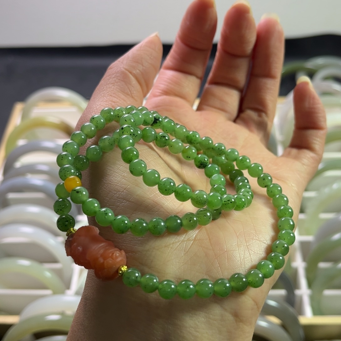 和田玉（碧玉）三圈手链未镶嵌