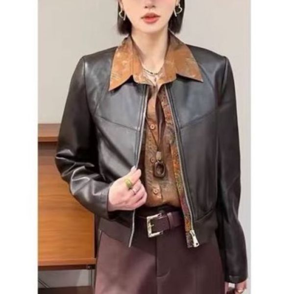 KIKI严选：132-1-零点520家南油欧货秋季后背刺绣拼接皮衣洋气外