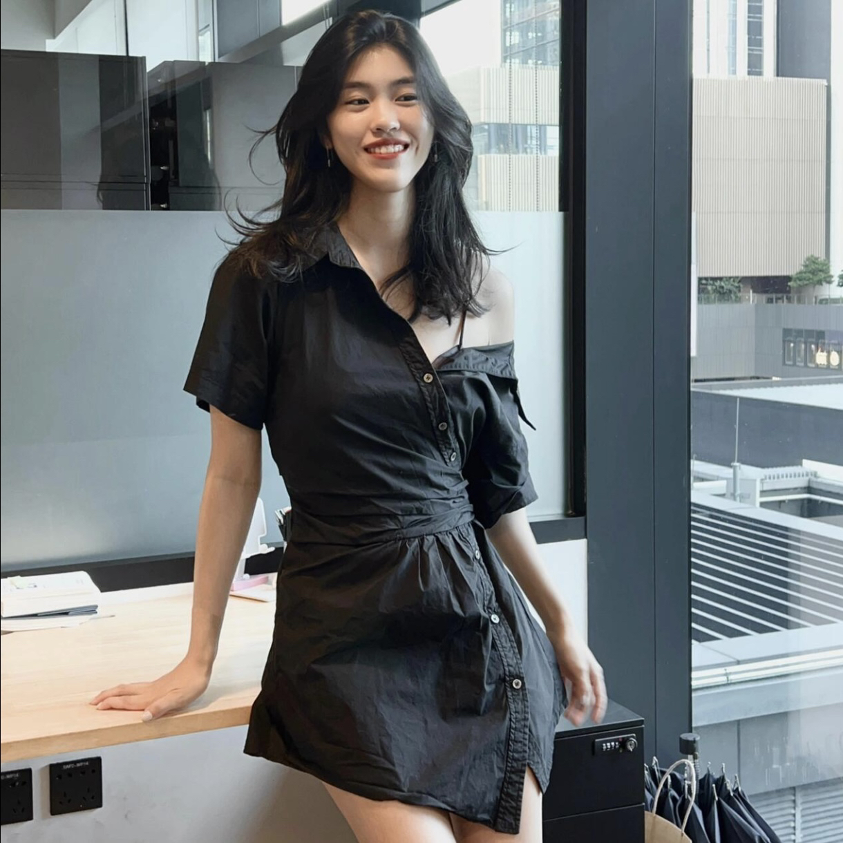 99新 Alexander McQueen/亚历山大·麦昆 rou53/黑色连衣裙 棉 2码