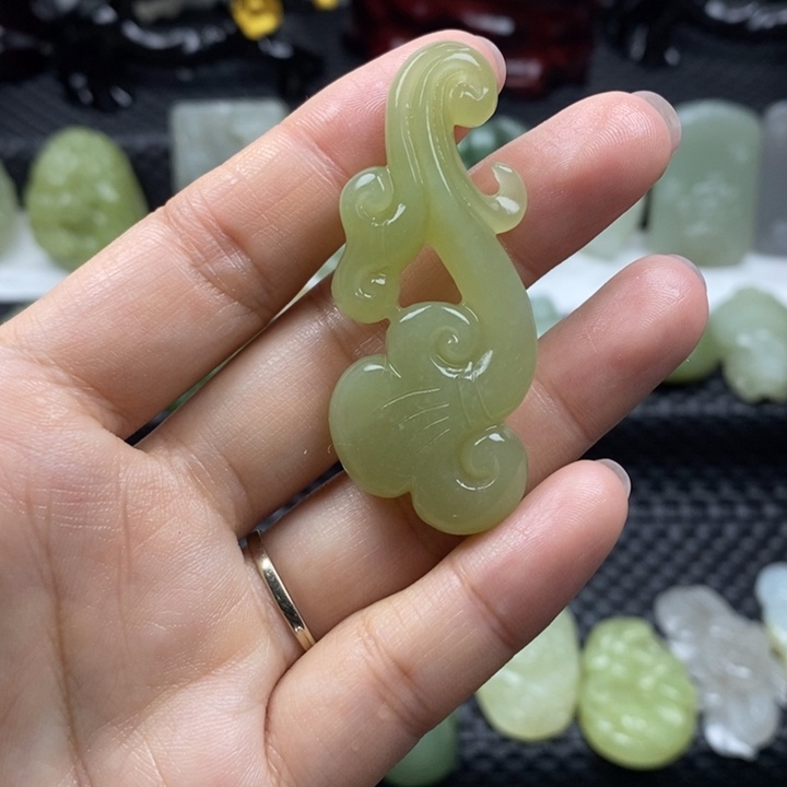 和田玉未镶嵌颈饰19