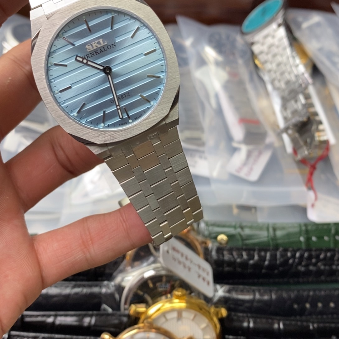 孤品闪电购手表一个