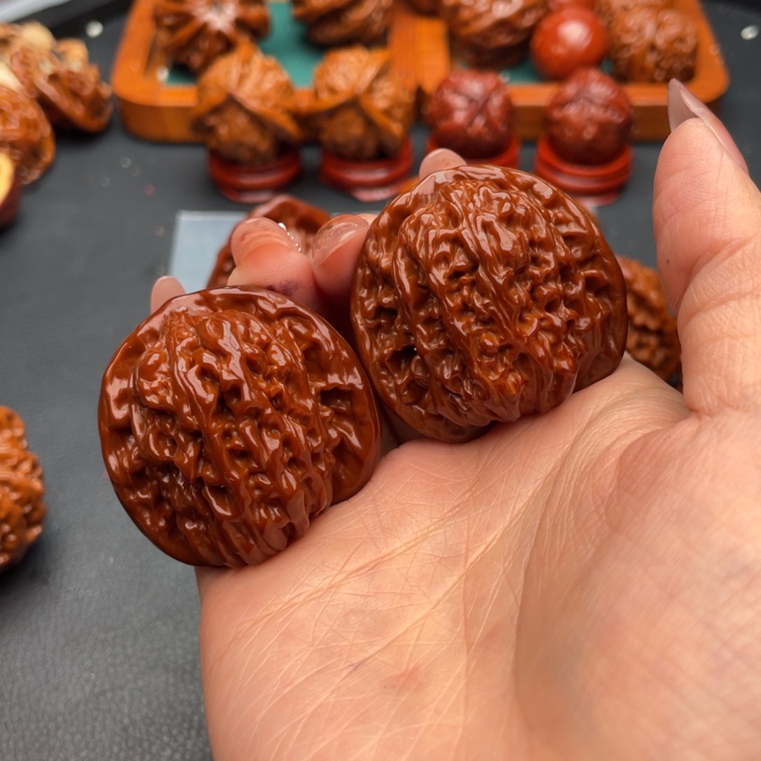 李***肉把件文玩核桃四座楼