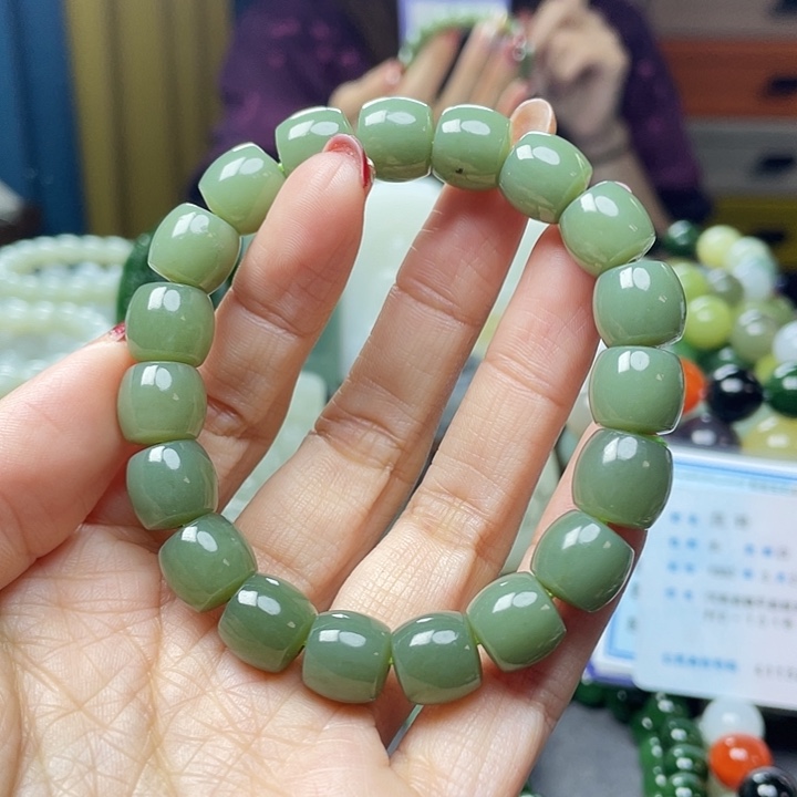 和田玉手链未镶嵌