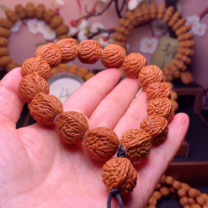 桃核手串龙纹桃核3