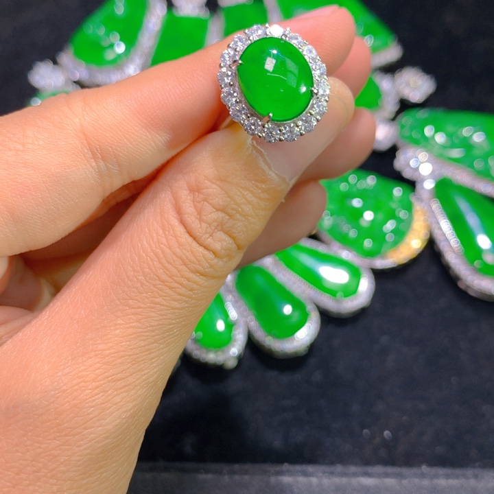 翡翠戒指银S925镶嵌一个