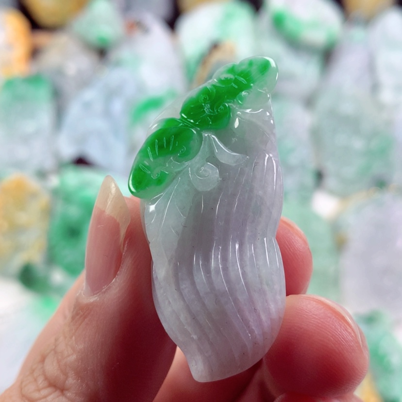 【闪购商品】翡翠吊坠(不含链)未镶嵌