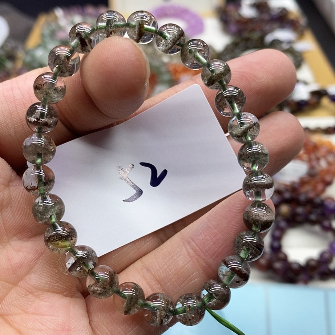 水晶手串未镶嵌天然