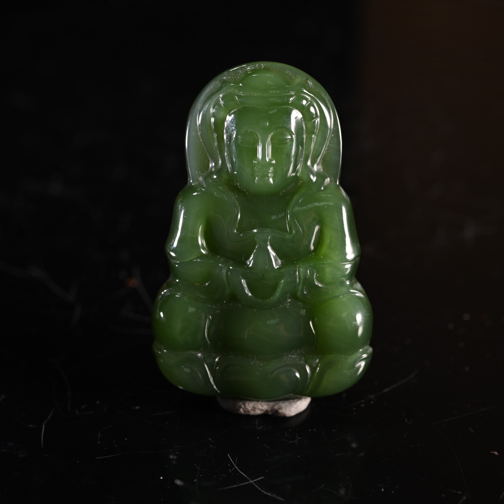 Lot8834 25YU103930和田玉碧玉观音挂坠/匡时