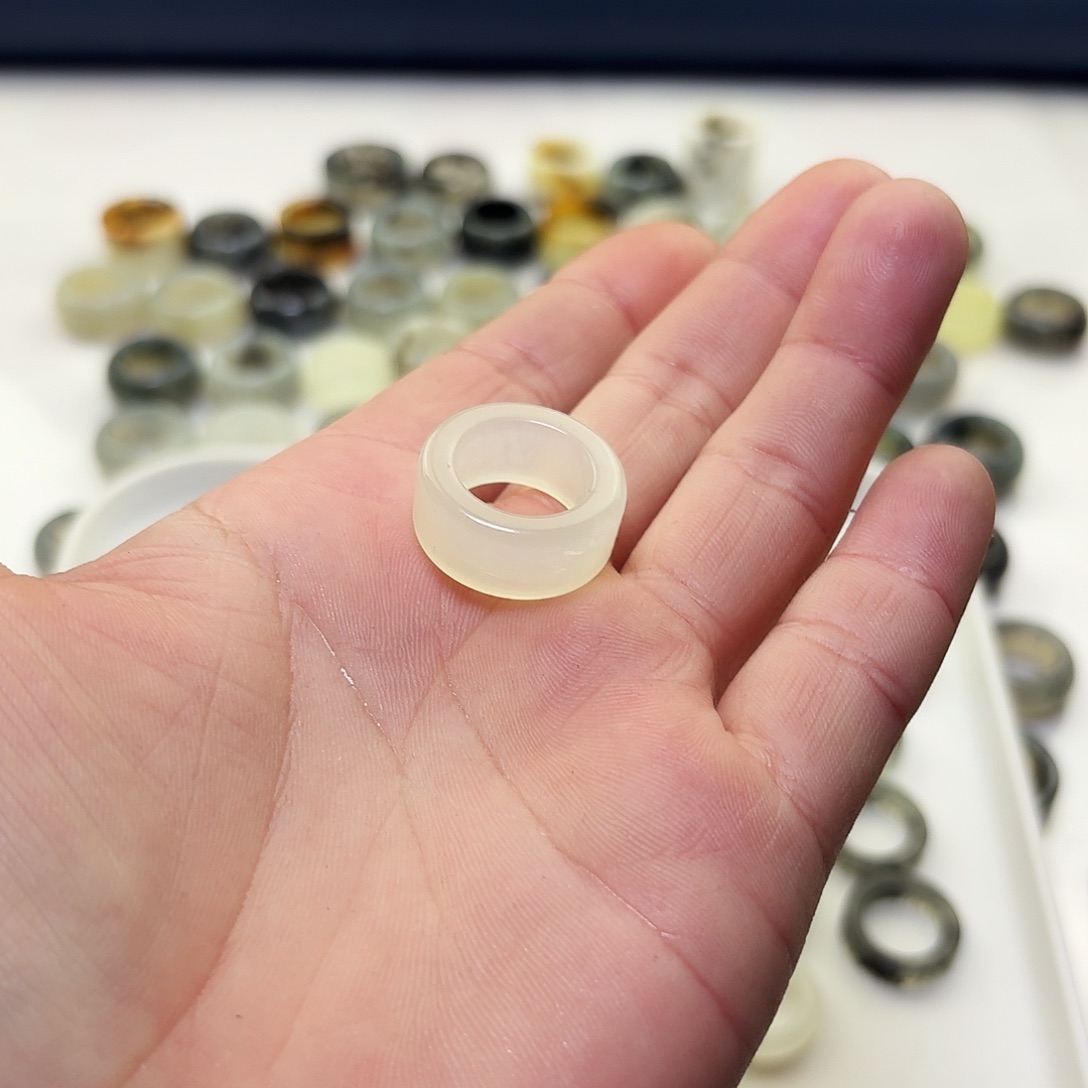 *****蛇纹石玉未镶嵌戒指15.9内径