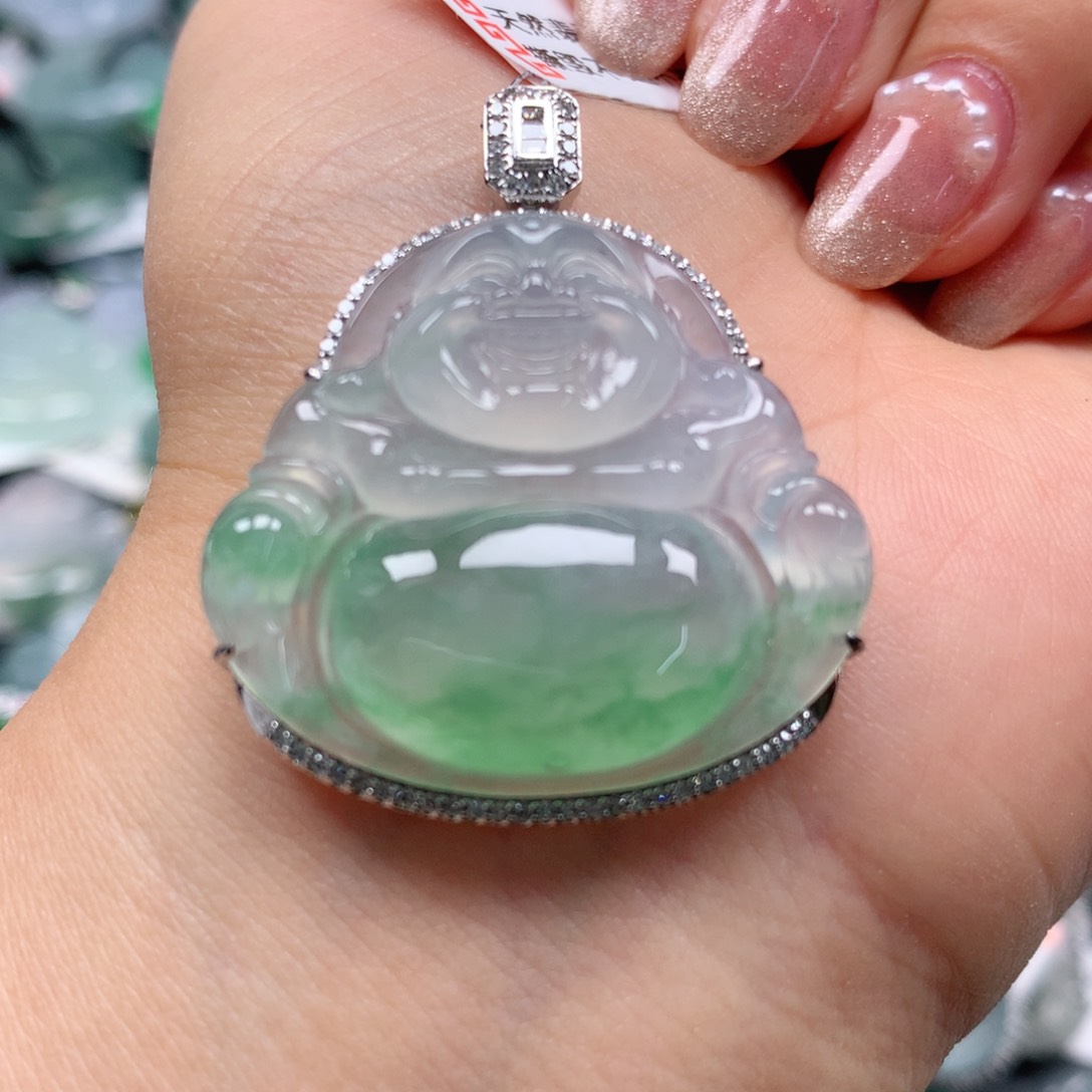 翡翠颈饰18K金镶嵌天然翡翠