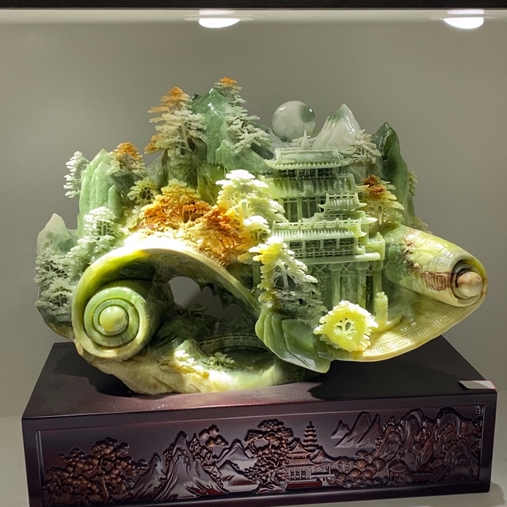 未镶嵌蛇纹石玉（覆膜）珠宝奇石