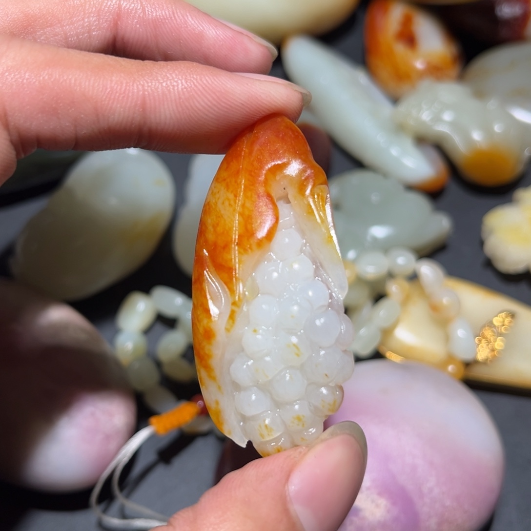 和田玉未镶嵌珠宝奇石