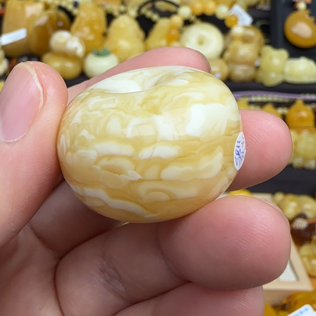 蜜蜡吊坠(赠链)未镶嵌天然俄料骨瓷白妖花蜜蜡面包圈