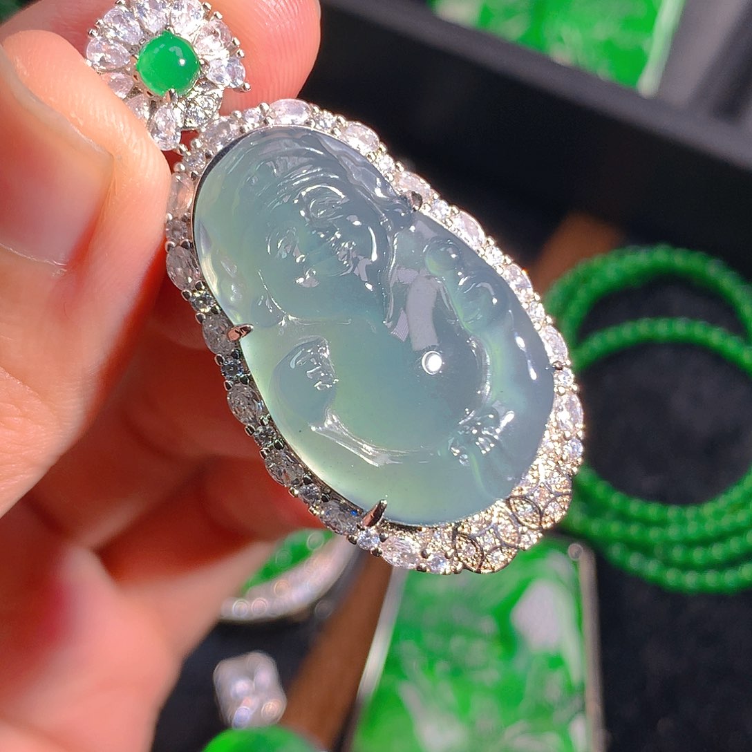 翡翠吊坠(不含链)未镶嵌