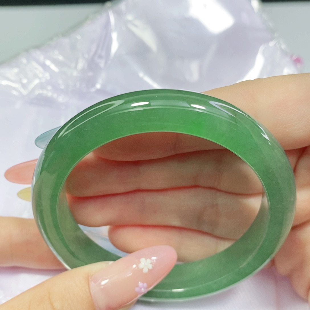 翡翠手镯未镶嵌50 51 强推
