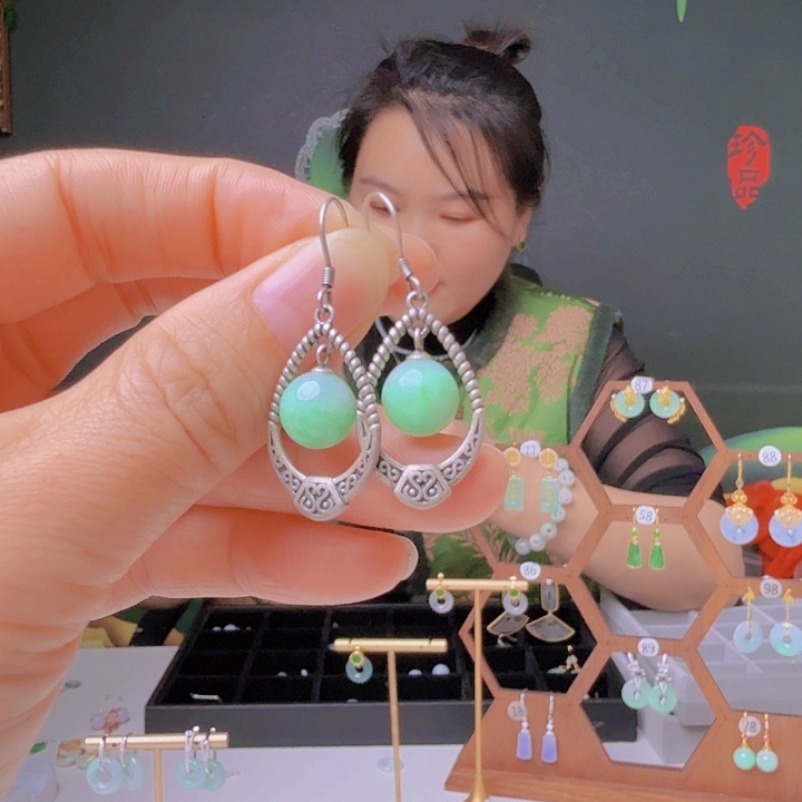 翡翠银S925镶嵌耳饰