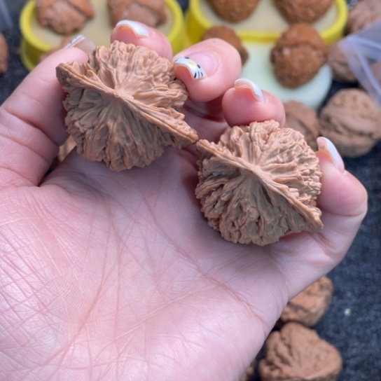 文玩核桃吊坠0盘龙纹