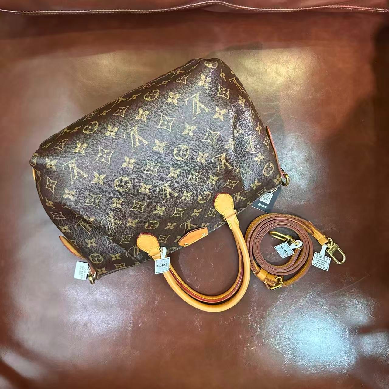 95新 LouisVuitton/路易威登 二弟/2D/9302/单肩包