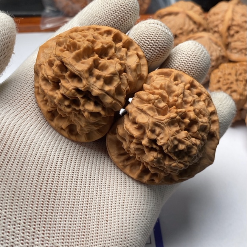 【闪购商品】文玩核桃吊坠木*17官帽