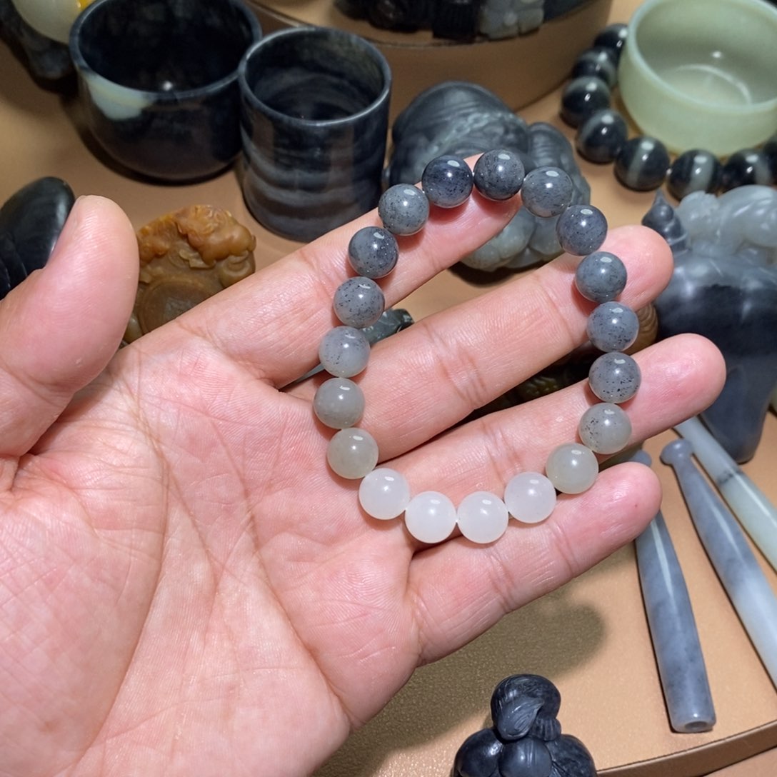 未镶嵌和田玉把件