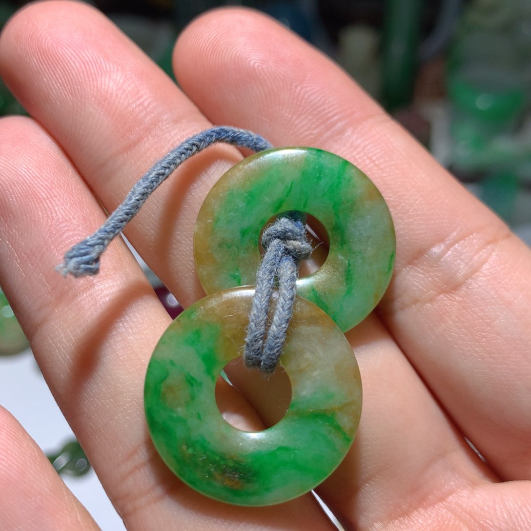 翡翠挂件未镶嵌一*