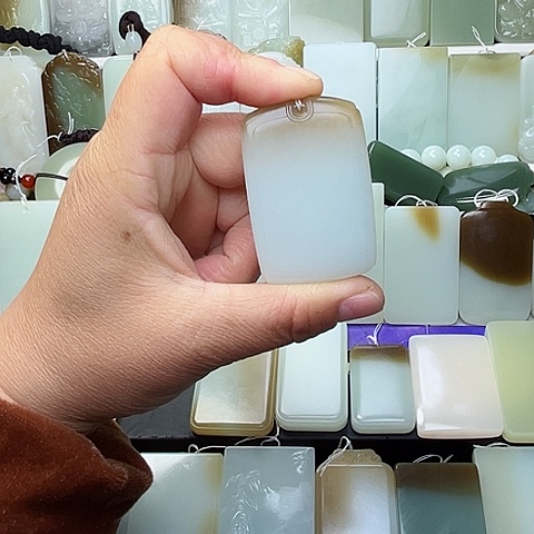 颈饰未镶嵌和田玉都*样