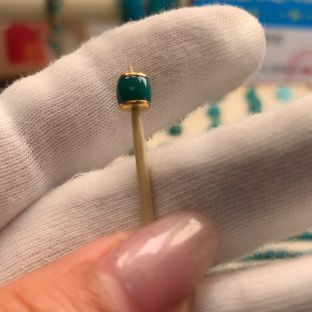 绿松石18K金镶嵌配饰