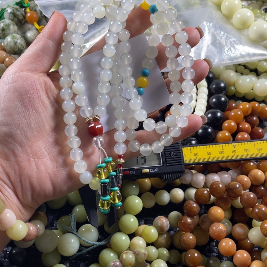 蛇纹石玉未镶嵌手链