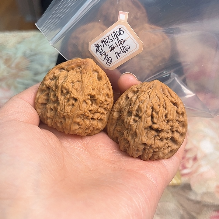 文玩核桃把件赵喜满南将石