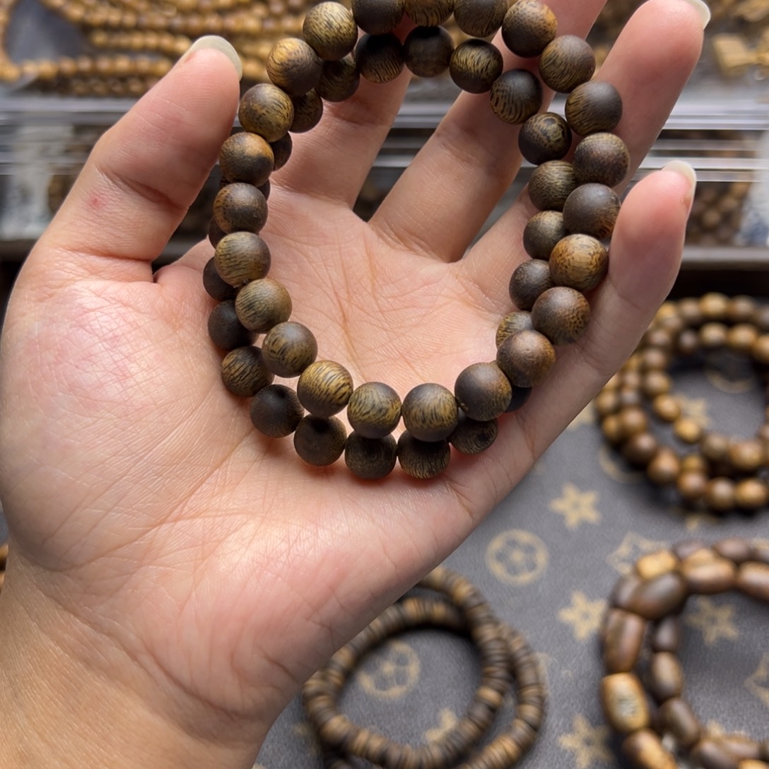 沉香碎屑沉香金沙叶沉水浮单圈圆珠0.8/7克➕多样性发一