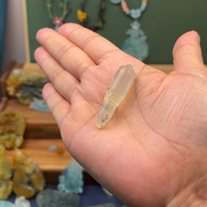 蛇纹石玉合金吊坠