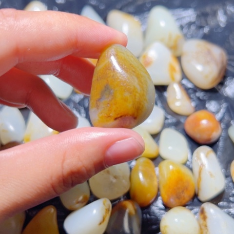 和田玉（子料）未镶嵌颈饰12.3克