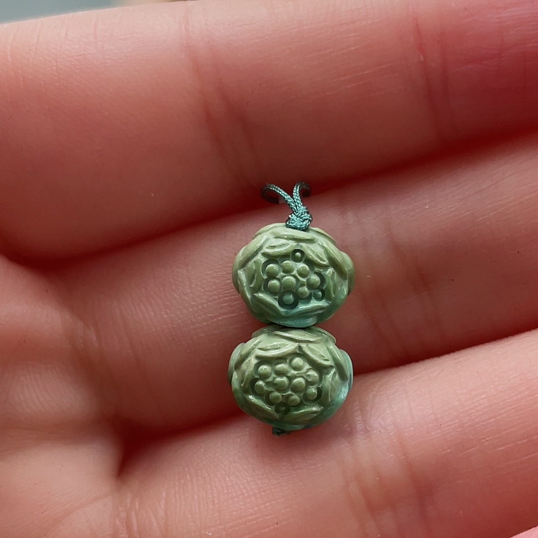 绿松石颈饰未镶嵌