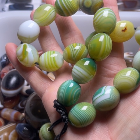 玛瑙吊坠未镶嵌玛瑙手持