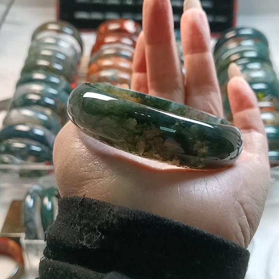 玛瑙/玉髓未镶嵌手镯