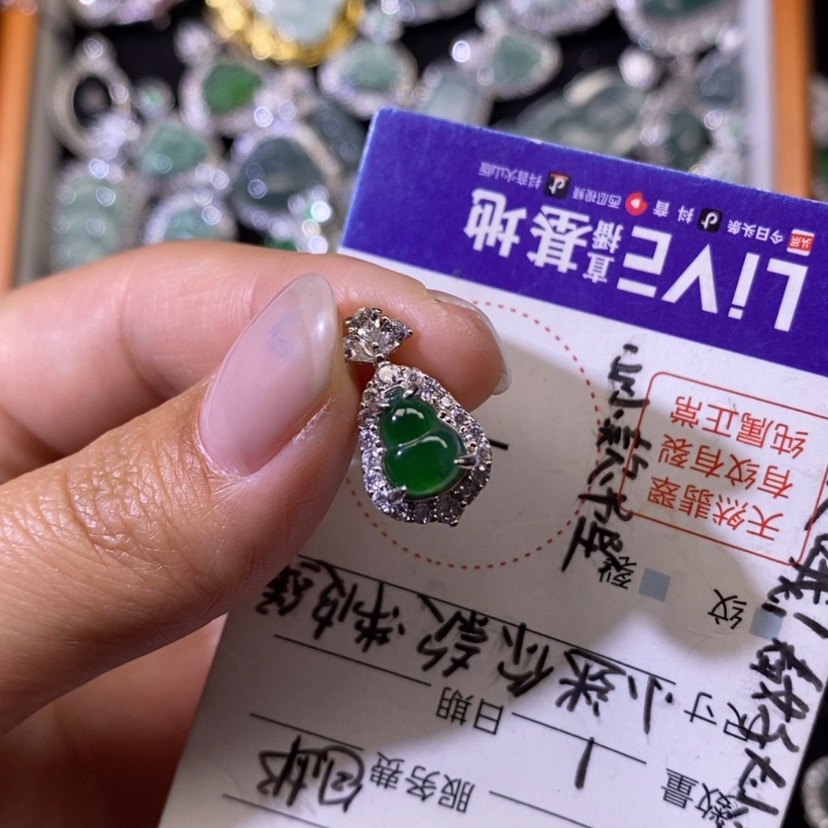 【闪购商品】翡翠颈饰未镶嵌L*天然