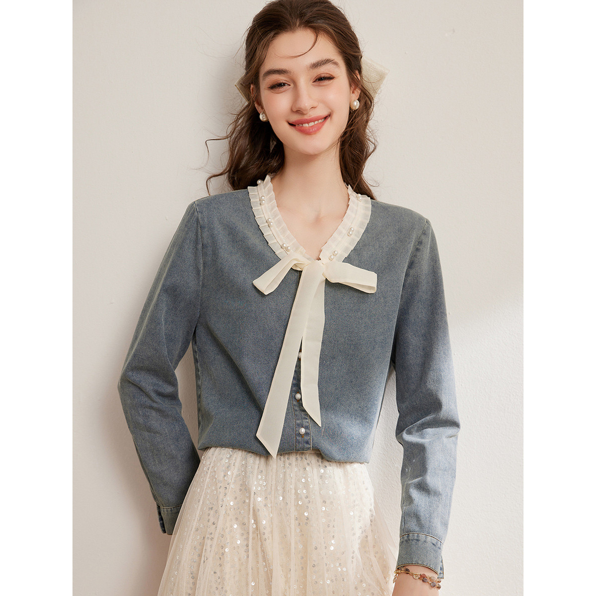 【绿子粉丝专享】&白鹿语时尚洗水牛仔百搭长袖衬衫BY20144