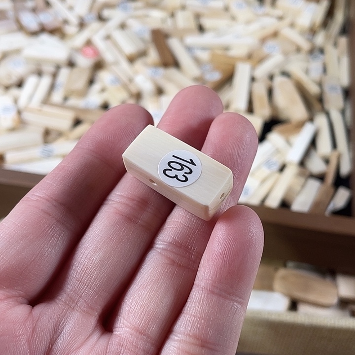 泥塑不打孔联系客服