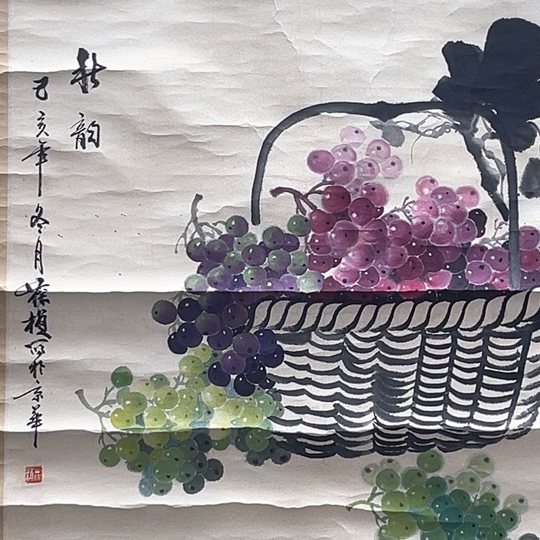 隔空玻璃是用不锈钢材料打造并安装