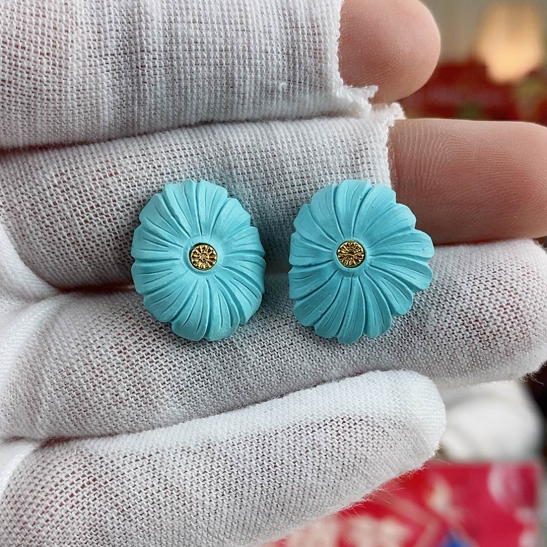 绿松石珠宝奇石18K金镶嵌