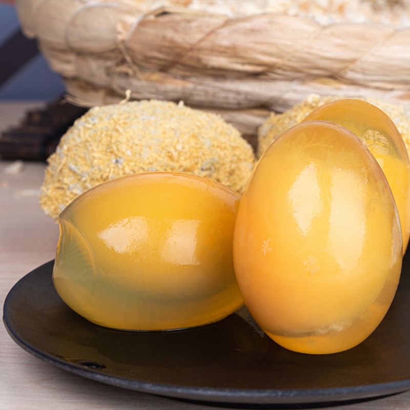 鸭蛋皮蛋纯手工包制溏心黄皮蛋 无铅工艺松花皮蛋灰包蛋不夹口