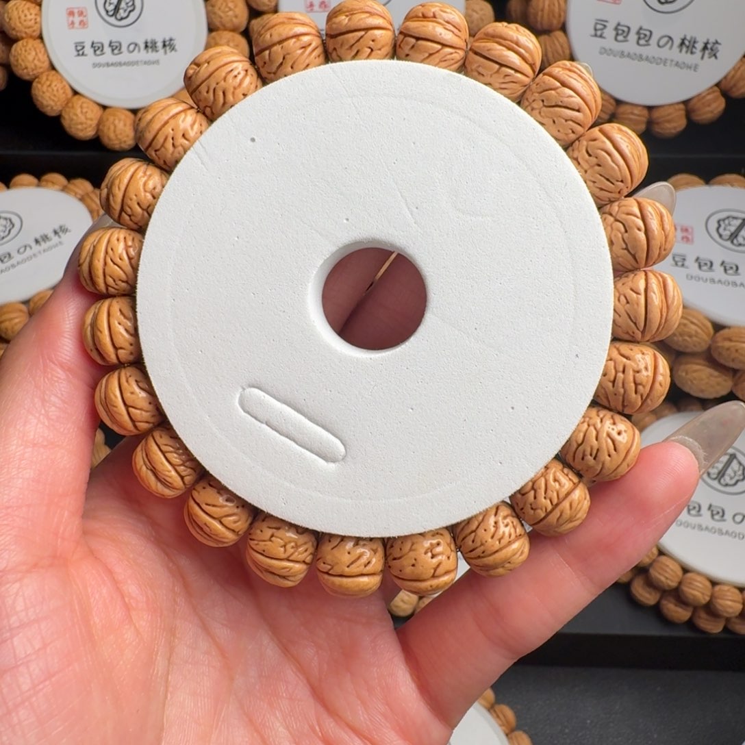 @***风桃核吊坠12+野生金丹嘟嘟唇