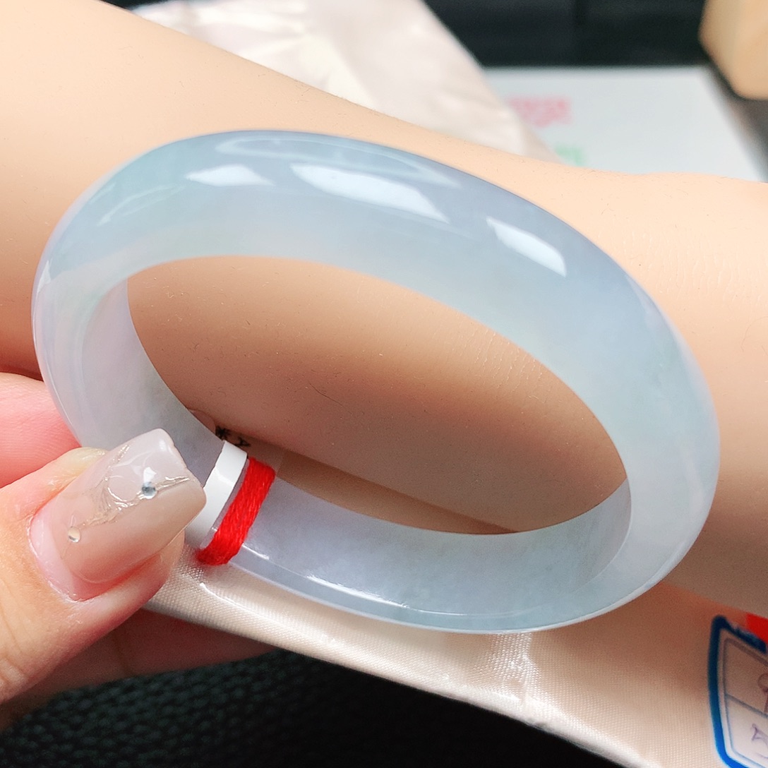 未镶嵌手镯翡翠55.56贵妃