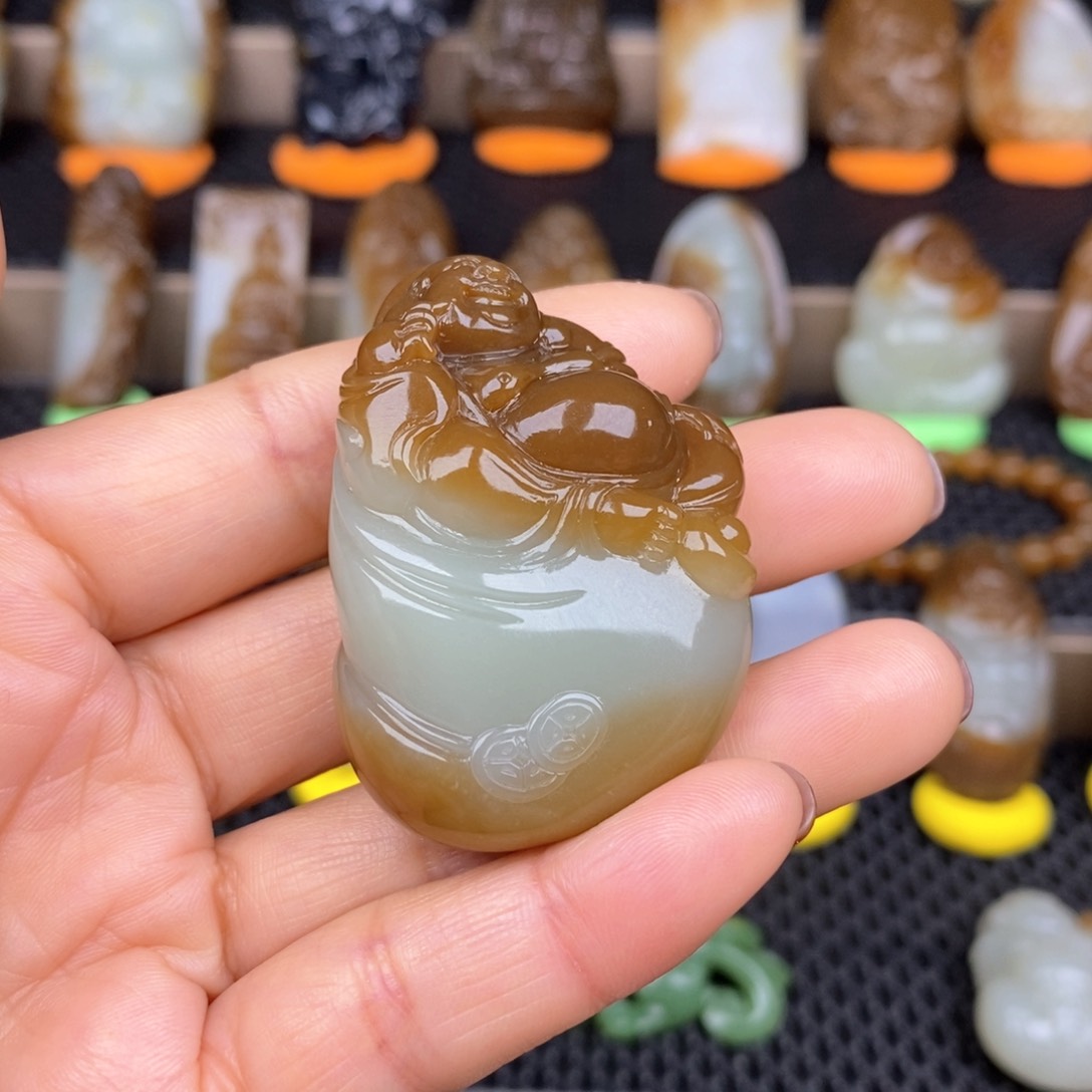 和田玉颈饰未镶嵌枯**春