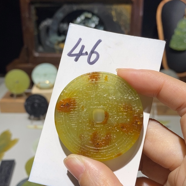 西***花岫玉未镶嵌颈饰颈饰