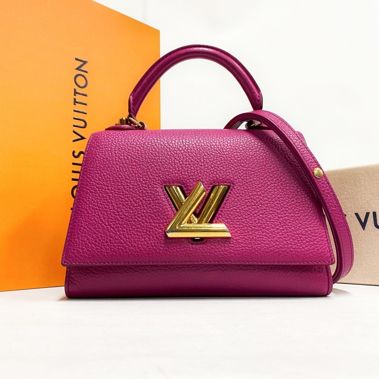 95新 LouisVuitton/路易威登 玫瑰紫色牛皮One Handle BB单肩包