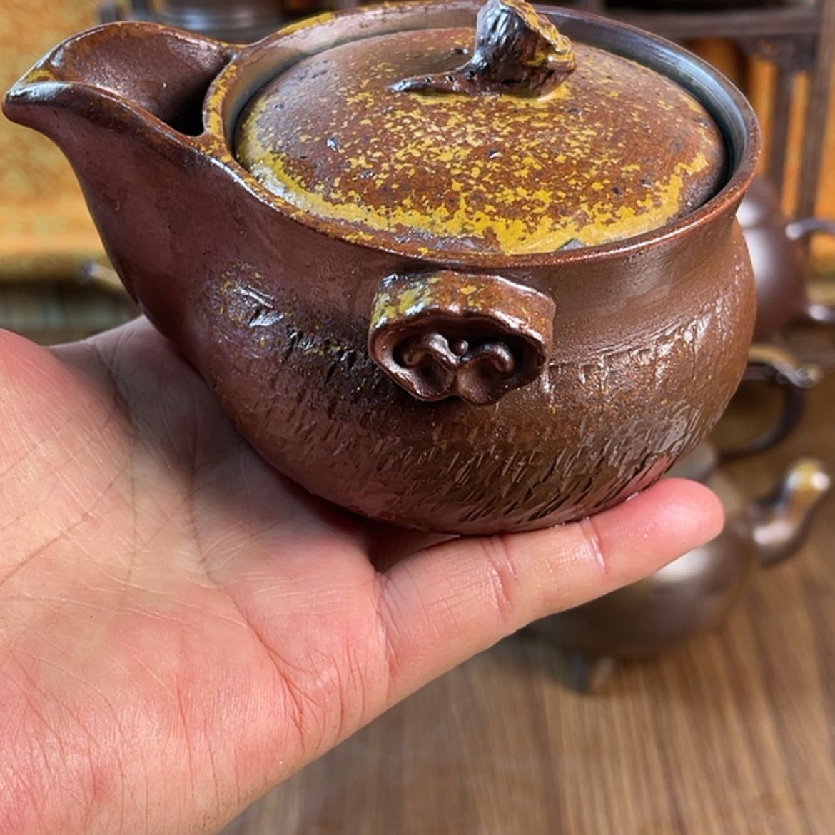 【闪购商品】柴烧宝瓶容量200毫升左右微瑕