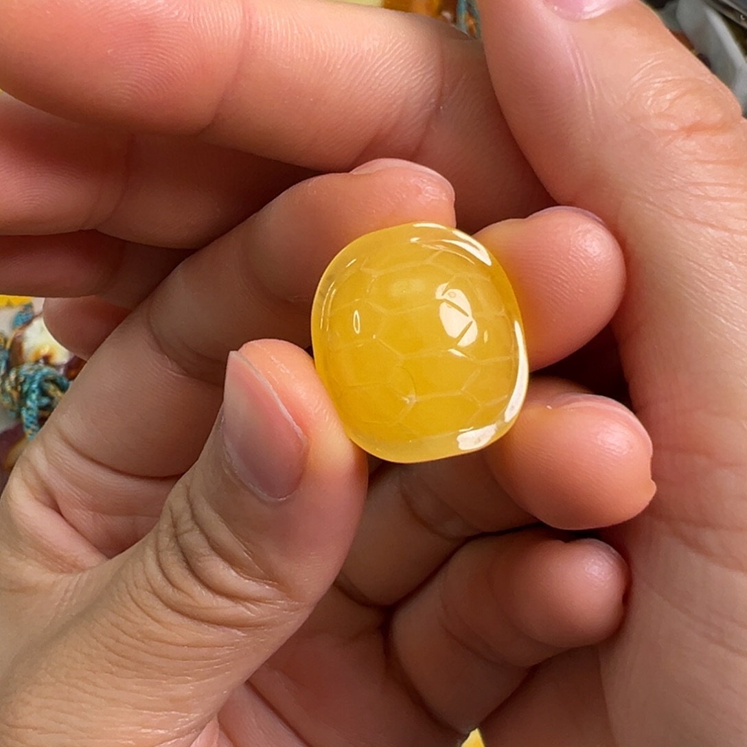 未镶嵌蜜蜡裸石蜜蜡