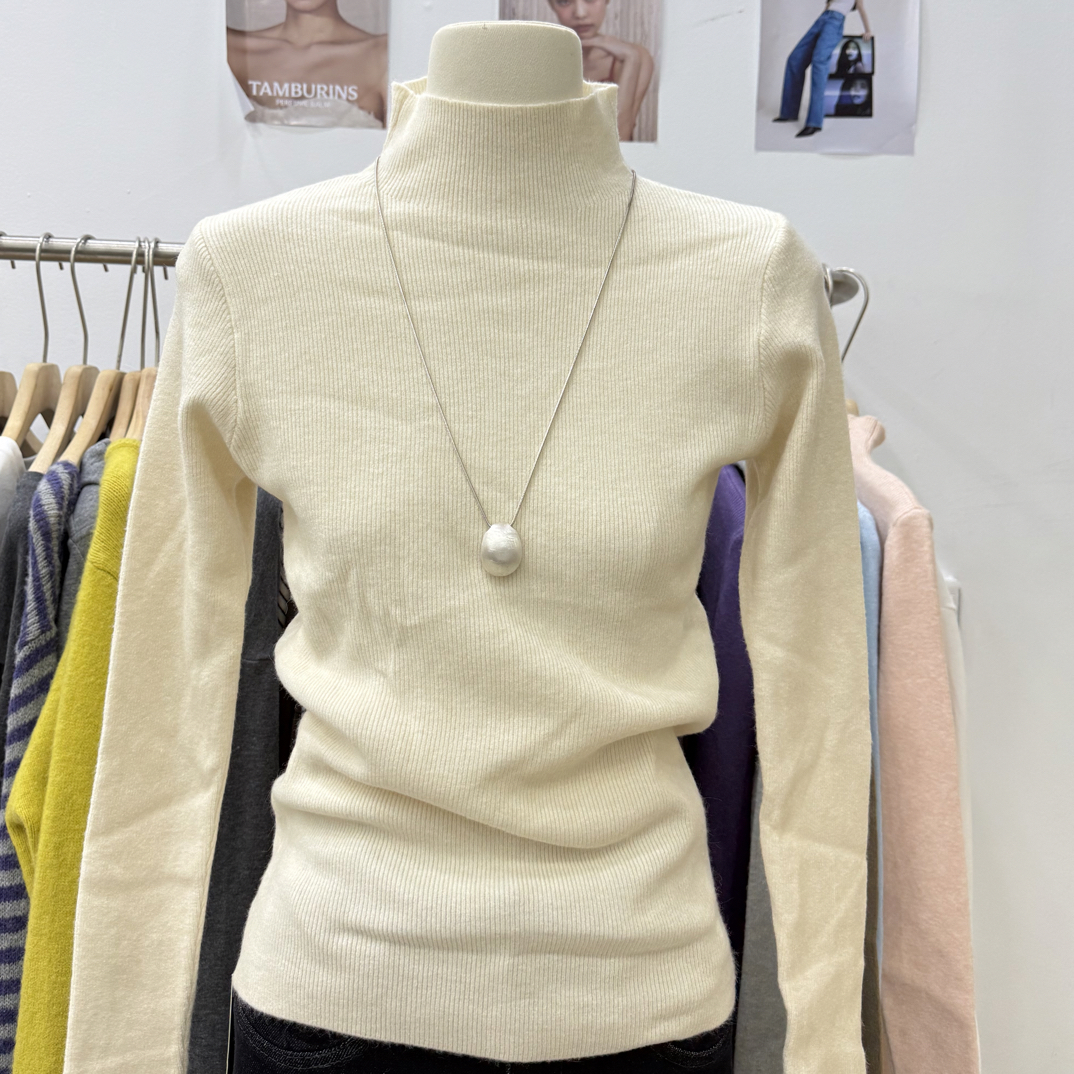 琦琦家新款百搭时尚小高领秋冬针织上衣