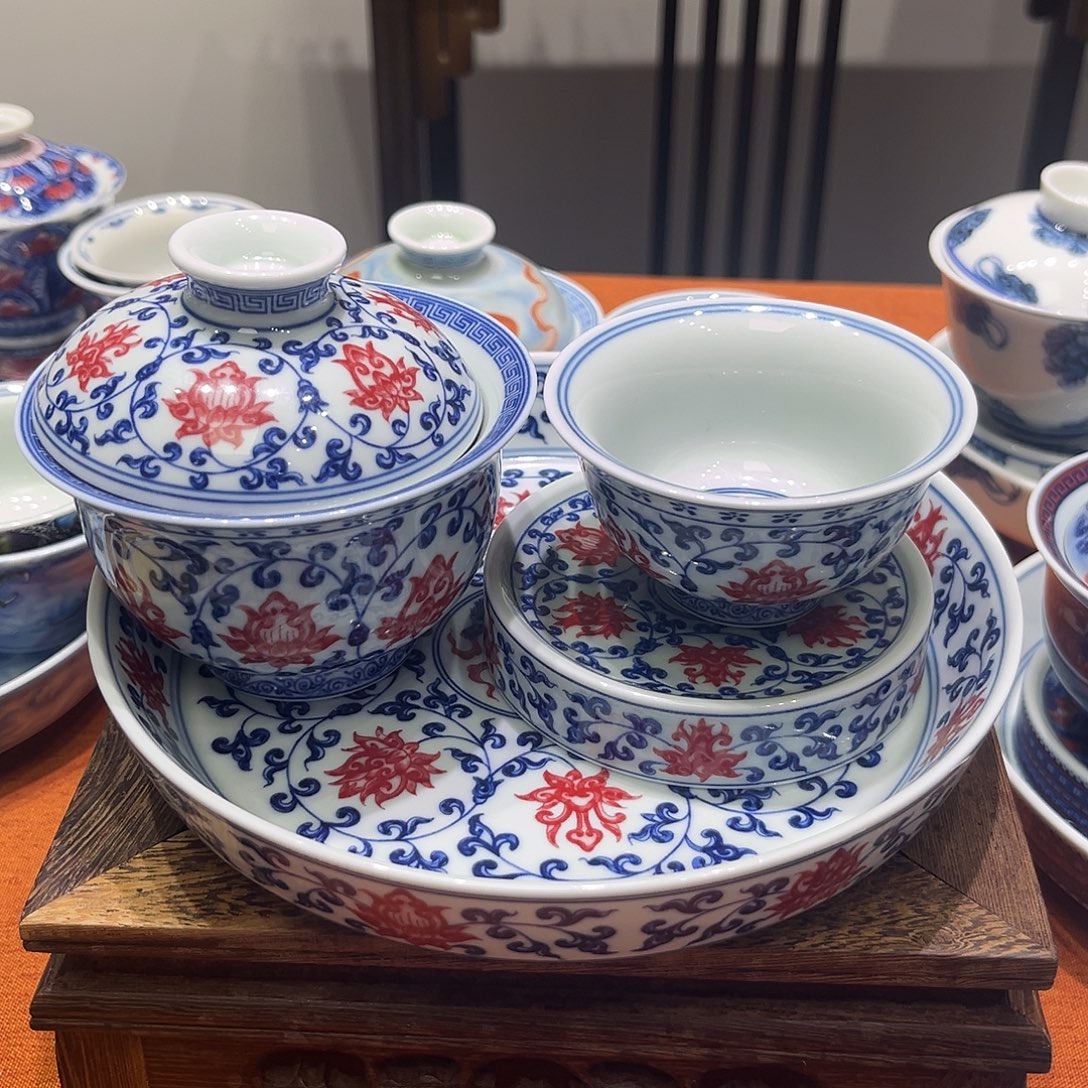 伟***生景德镇陶瓷学院的